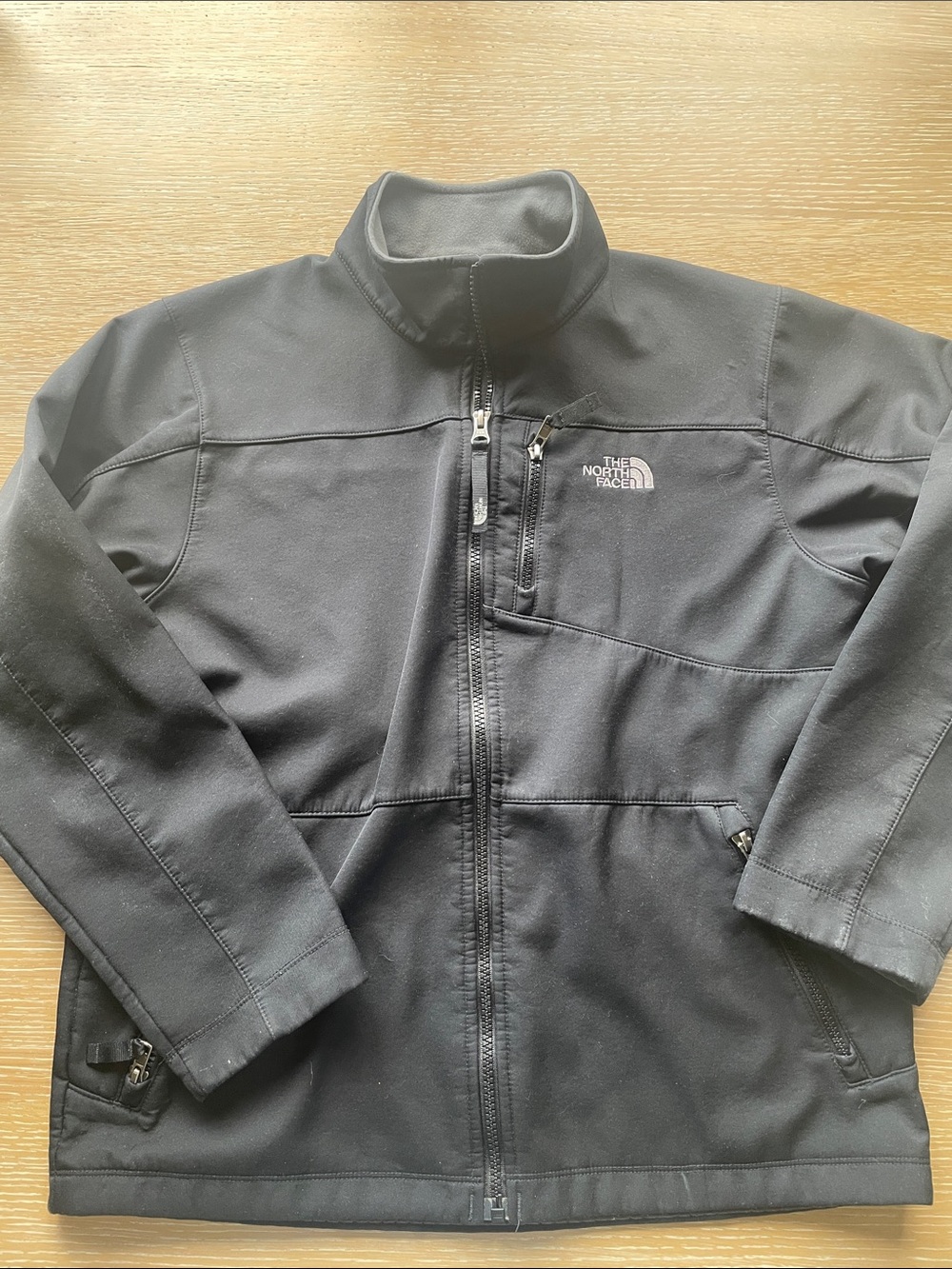 The North Face Black boys Softshell Jacket - Zip Front